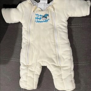 VGUC Baby Merlin’s magic sleep suit (3-6)
